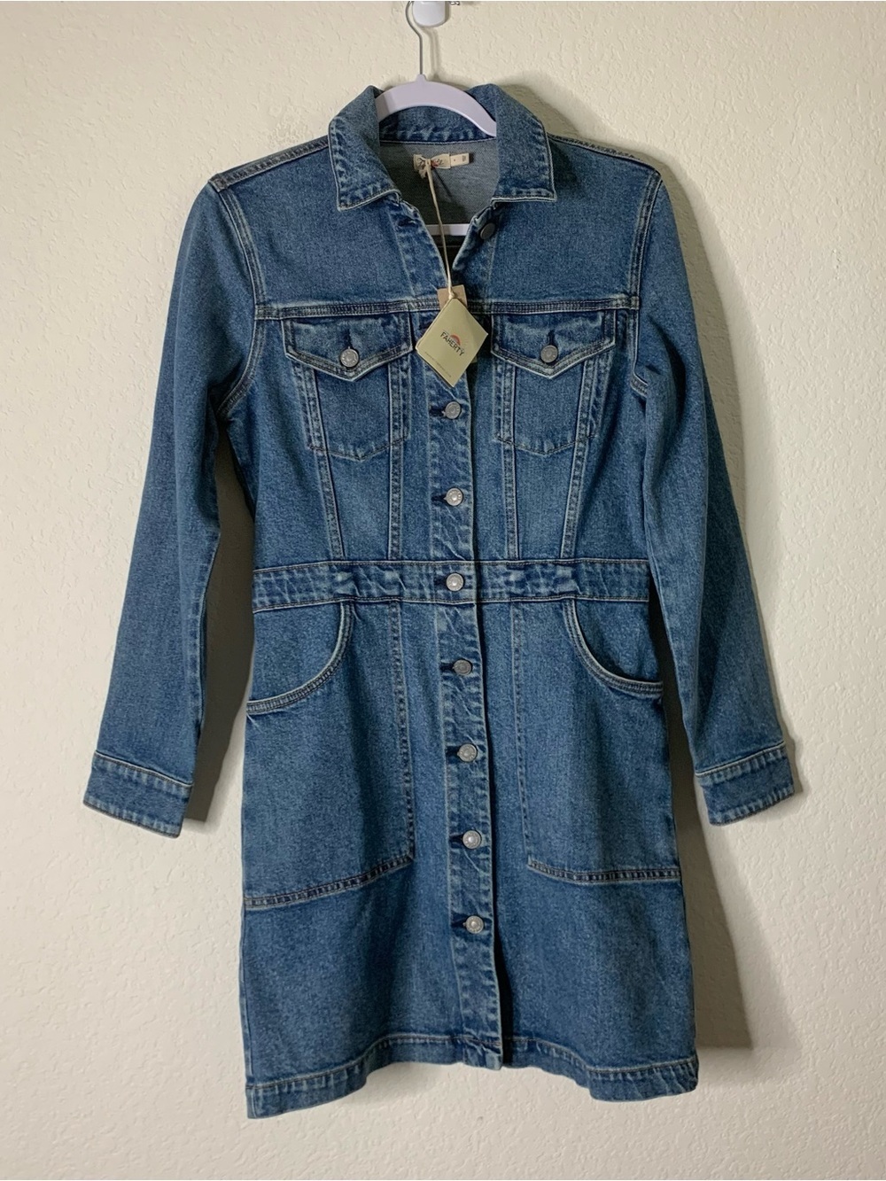 Faherty womens Michelle long sleeve denim dress 4 NWT